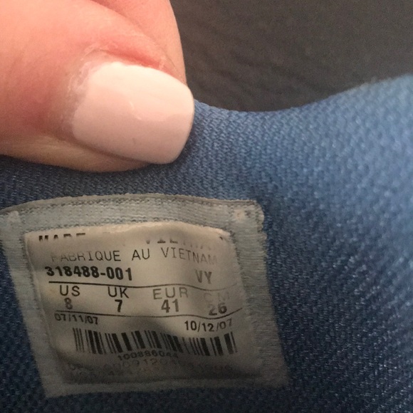 Nike shoes size 8 - Picture 6 of 7